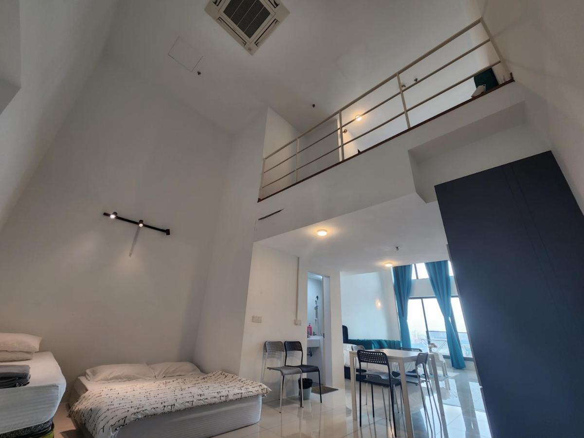 Sunrise Gurney Premium Executive City/Seafront Suite - Penang George Town Exteriör bild
