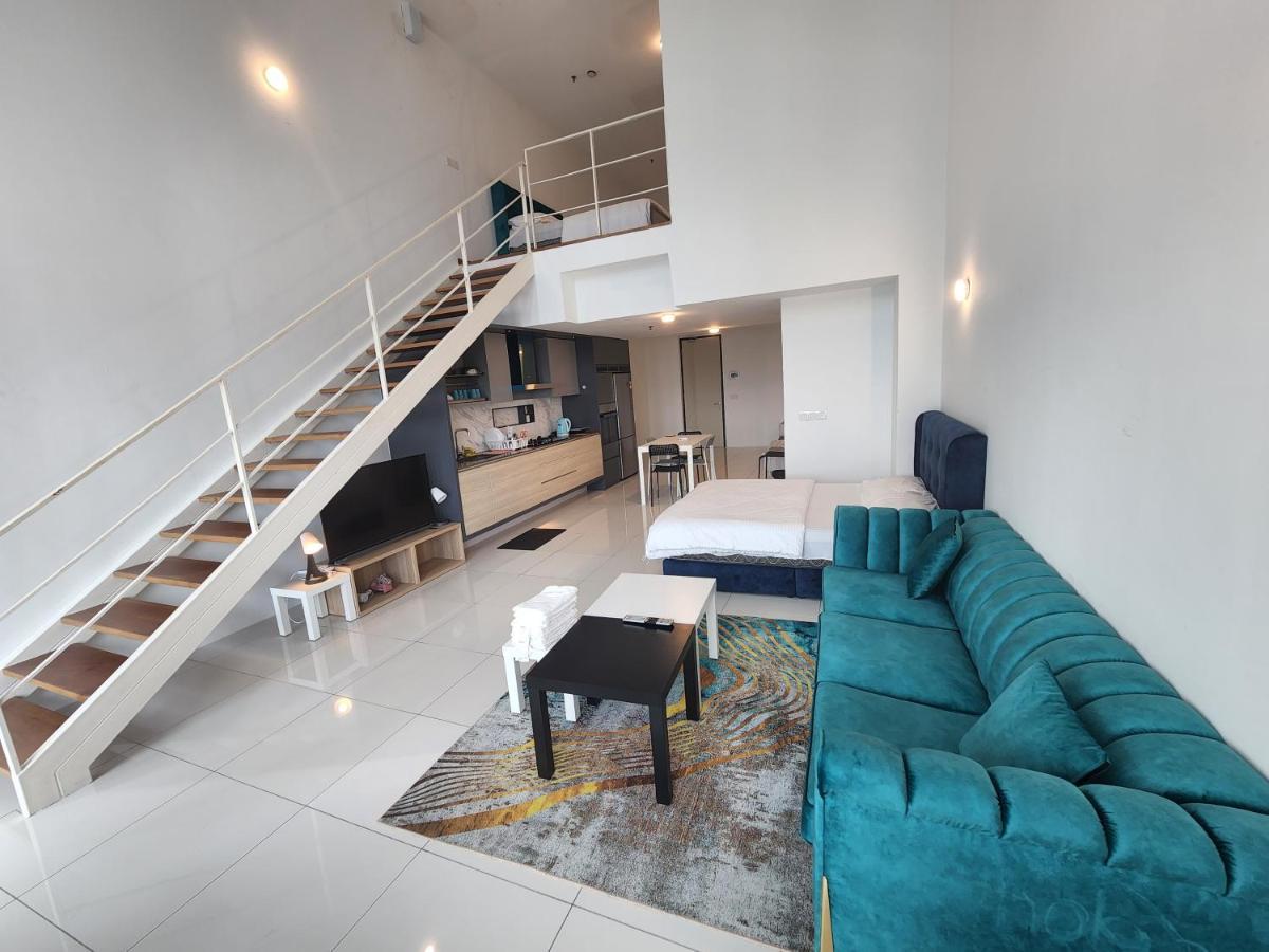 Sunrise Gurney Premium Executive City/Seafront Suite - Penang George Town Exteriör bild